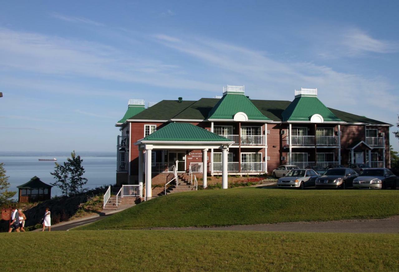Les Pavillons Du Petit Manoir Du Casino La Malbaie Exterior foto